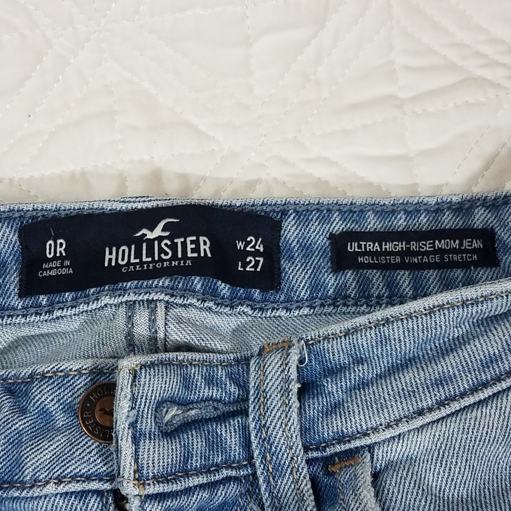 Hollister ultra high rise mom jeans